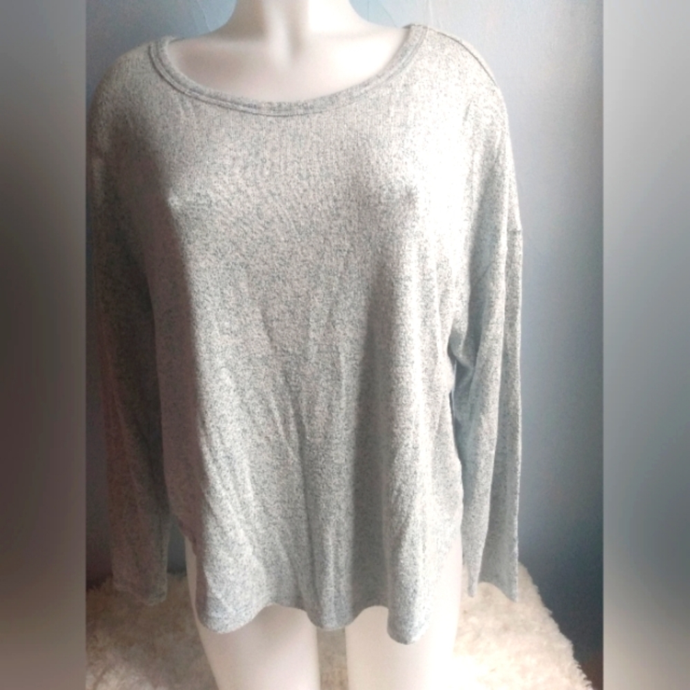 NWOT Lucky Brand woman's size small blue long sleeve crew neck sweater